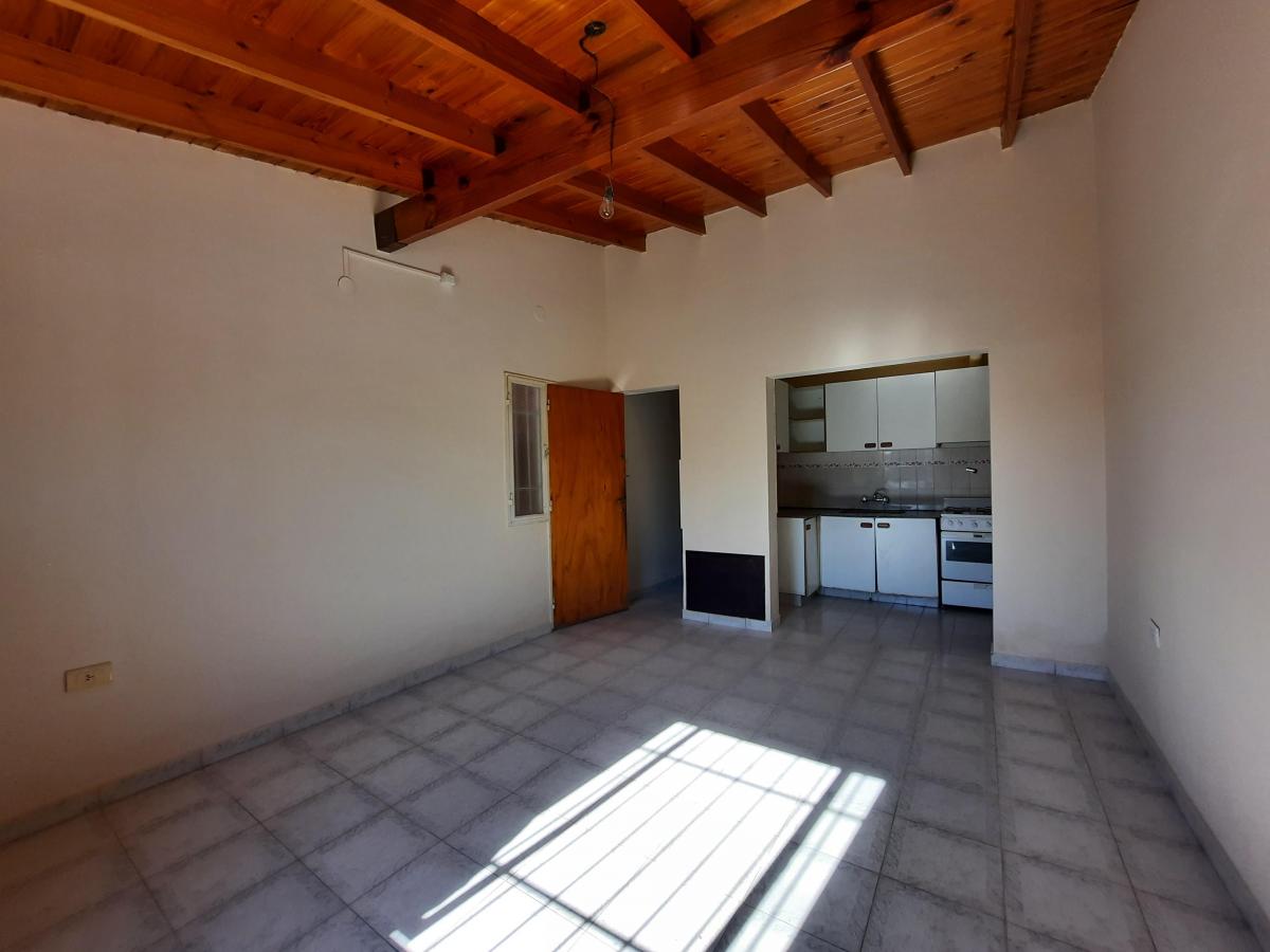 Casa en Venta - Godoy Cruz - B° San Andres 3 Dorm., Doble Cochera 3