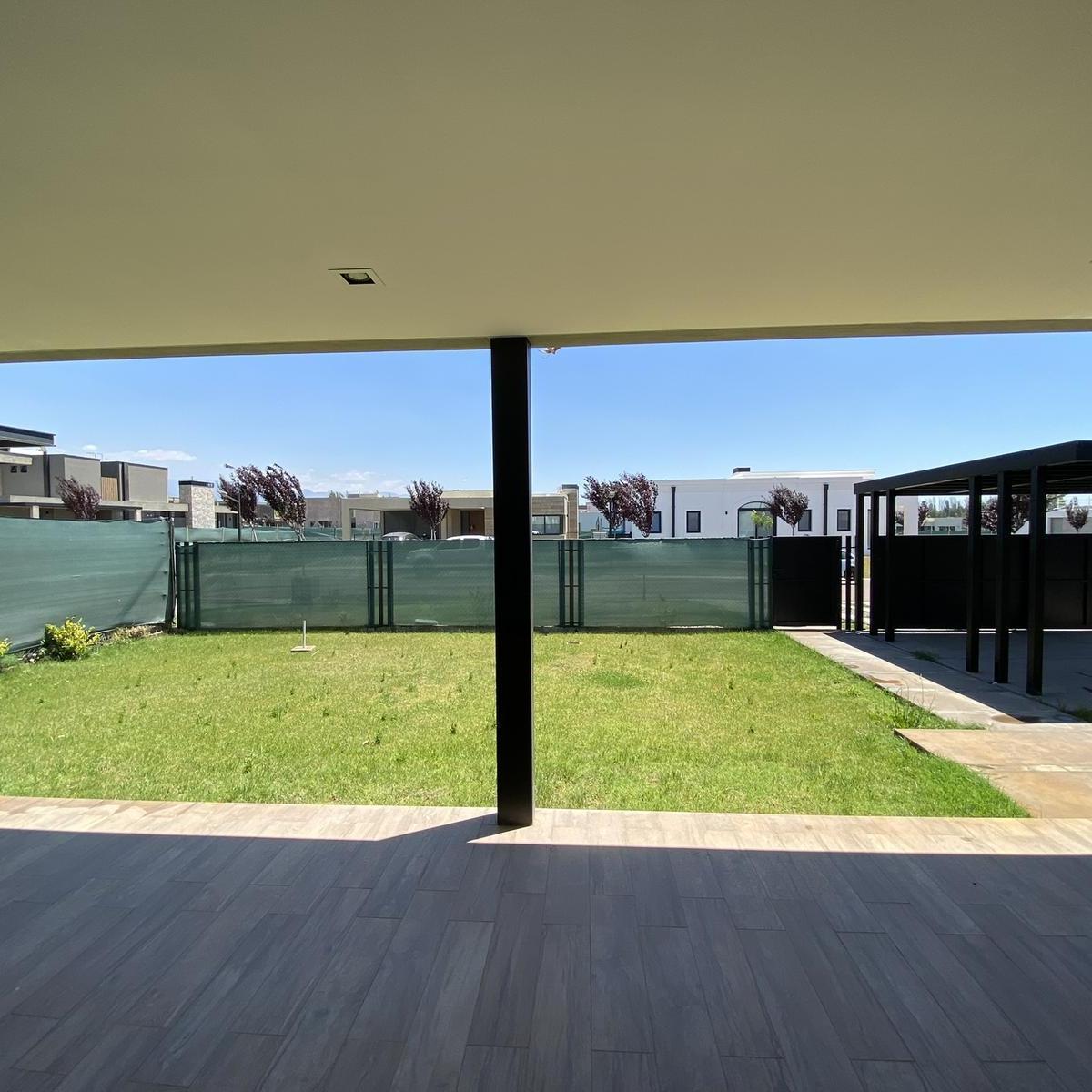Casa en Venta Barrio Rincón Viamonte A35 - Chacras de Coria 4
