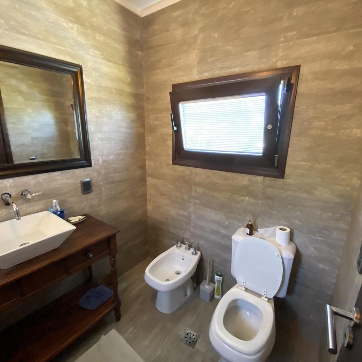 Casa en Venta Barrio Privado Viamonte - Chacras de Coria 3