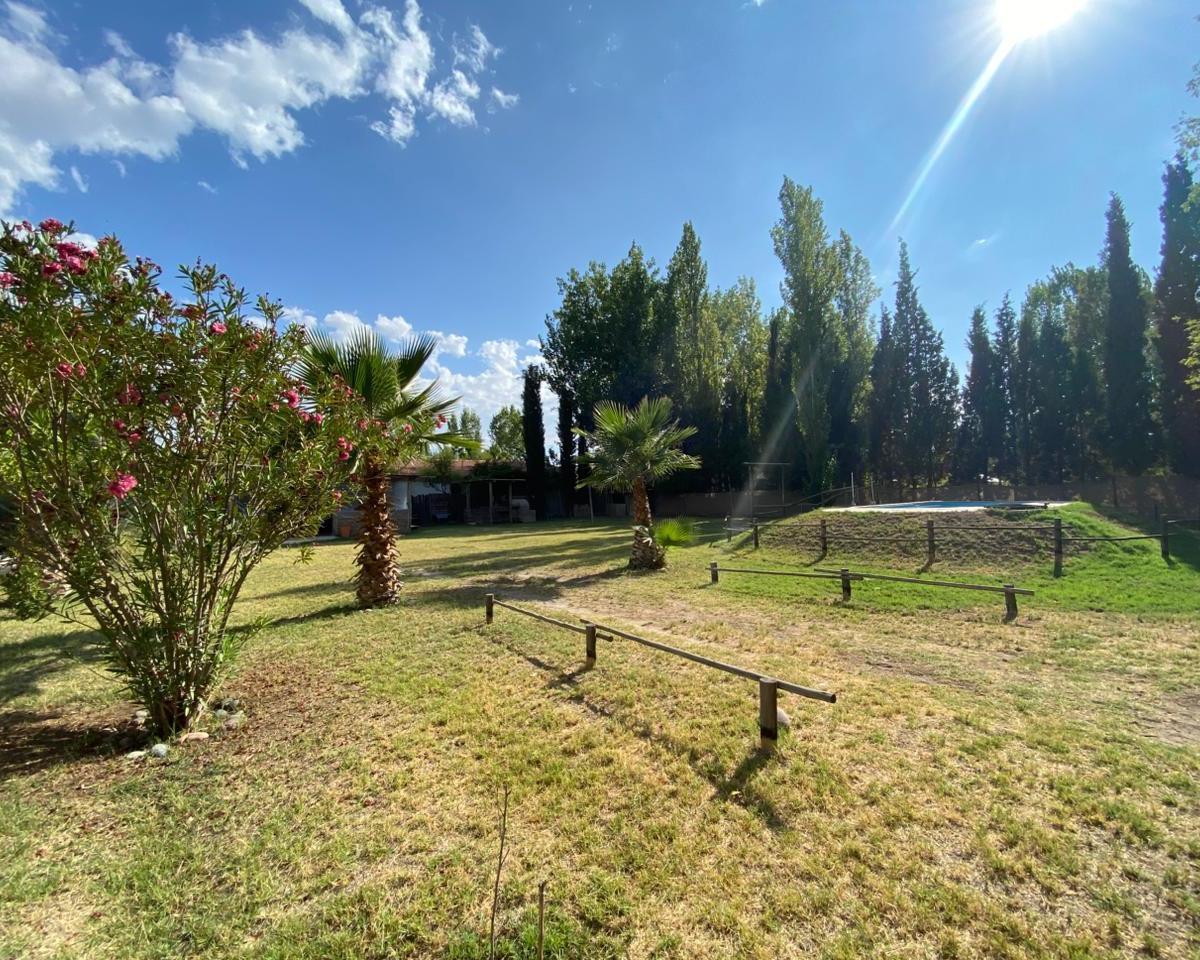 Lote en Venta Calle Aristóteles - Guaymallén 2