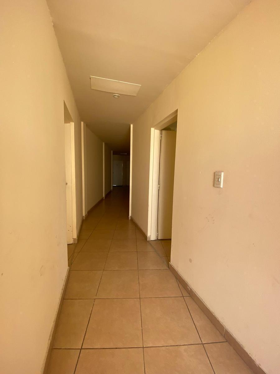 Departamento en Venta de 2 Dorm. y 1 Baño 4