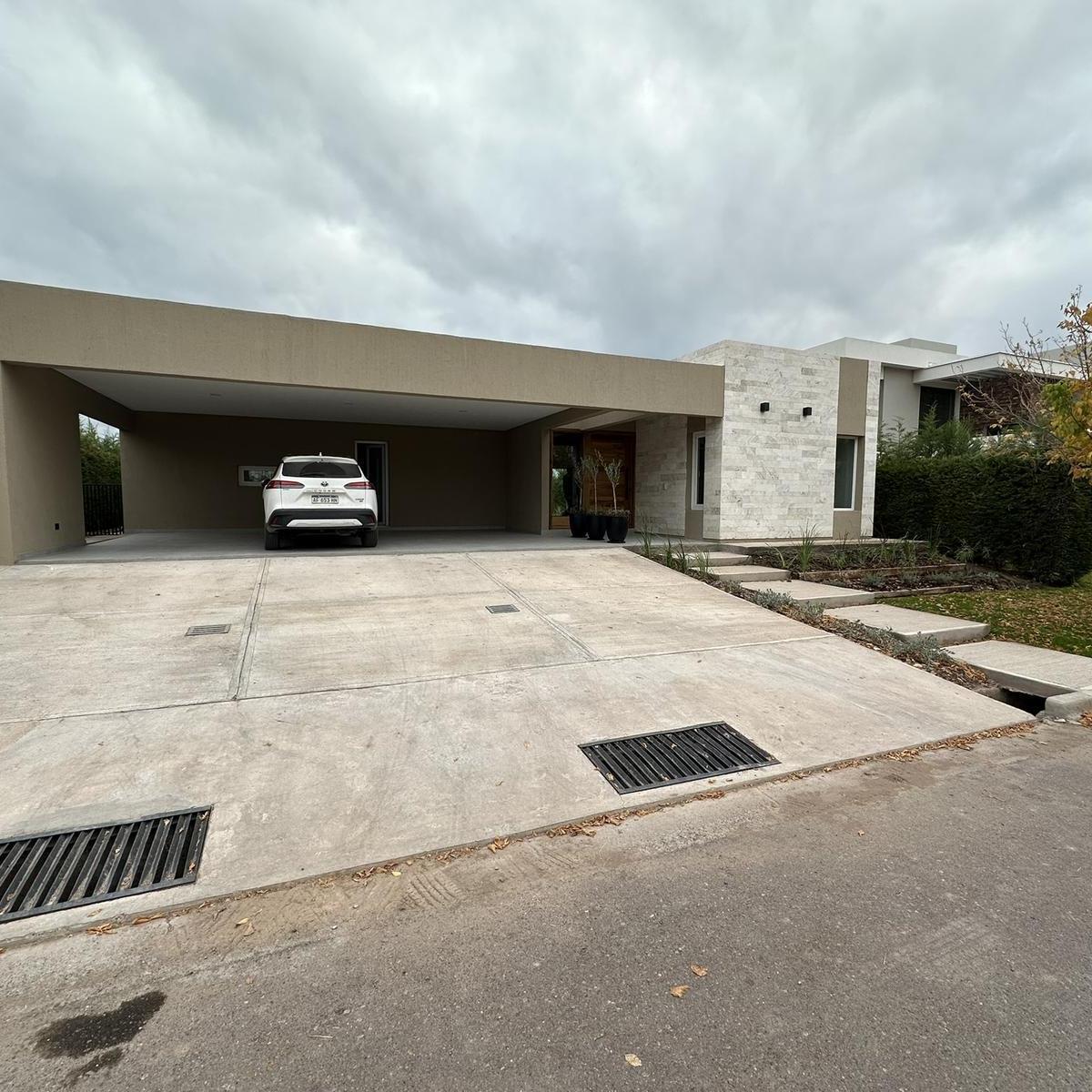 Casa en Venta en Barrio Privado Las Candelas II 3