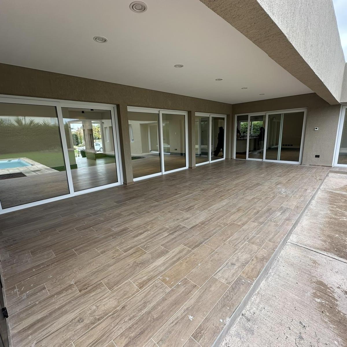 Casa en Venta en Barrio Privado Las Candelas II 4