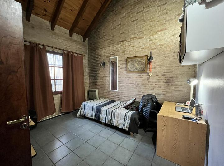 Casa en  Alquiler en Chacras de Coria 5