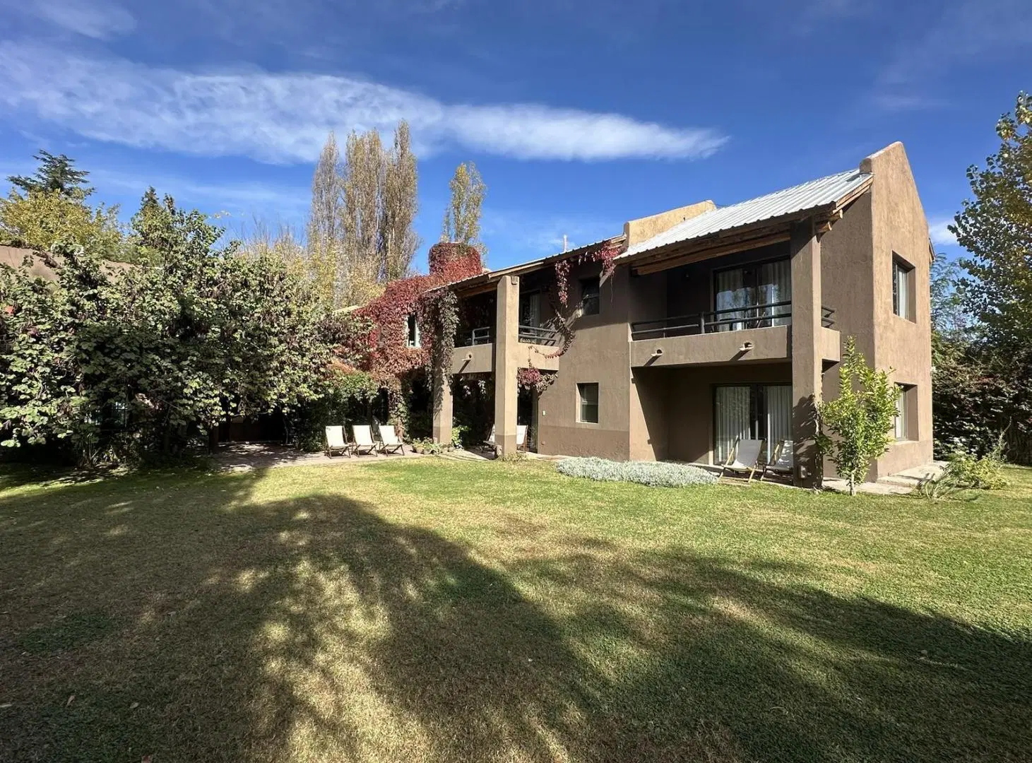 Posada en Venta en pleno Chacras de Coria - Ideal para Inversion Tursistica 3
