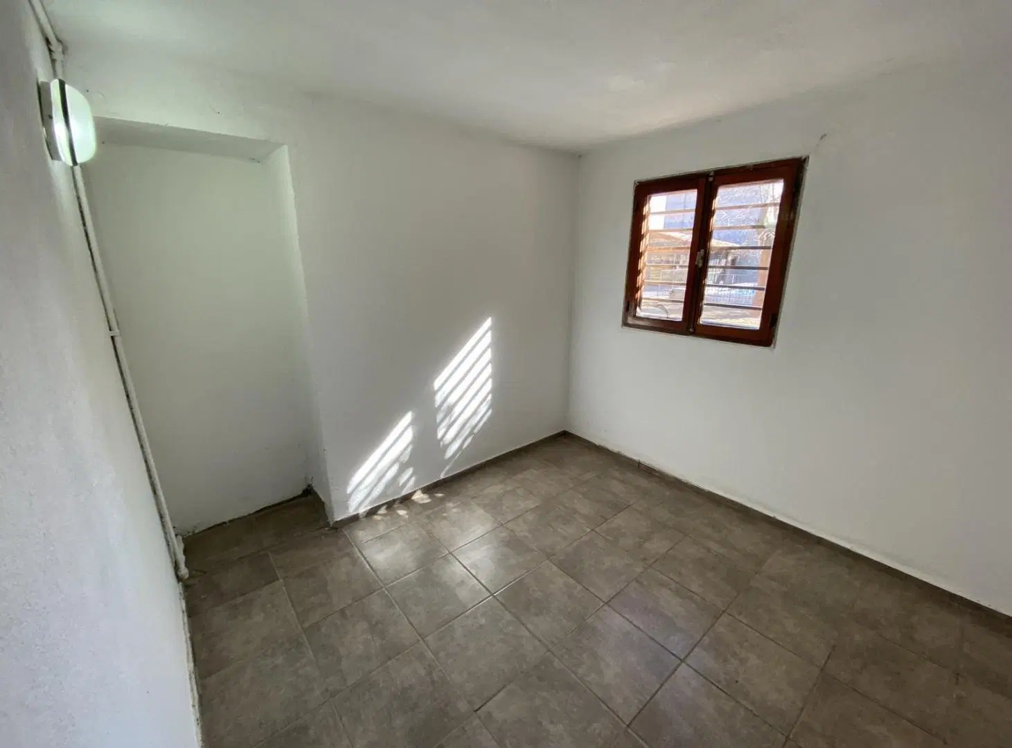 Casa en Alquiler en con 4 Habitaciones y 3 baños 1