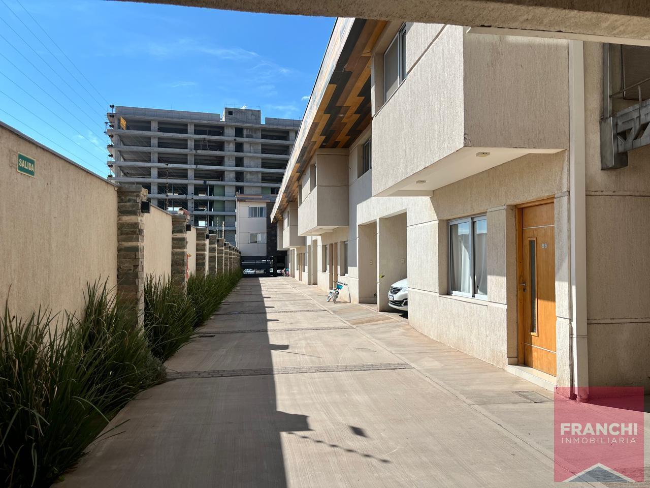 Foto de Duplex 3 dormitorios, Sum Piscina, imagen 5