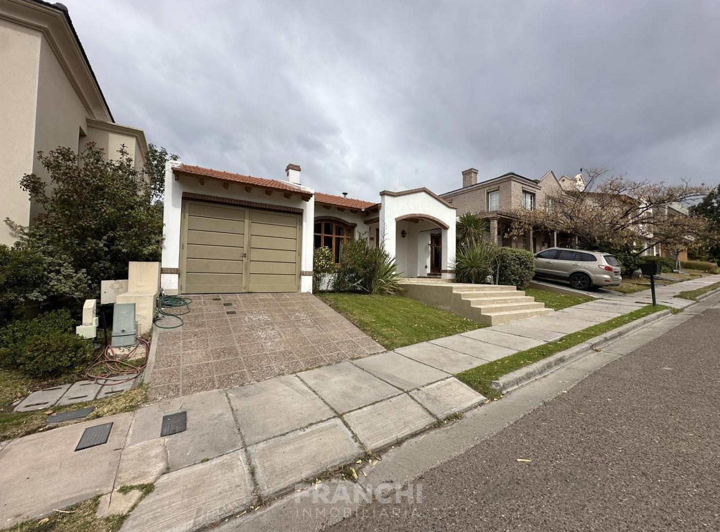 Foto de Casa en venta en el prestigioso Barrio Palmares, imagen 2