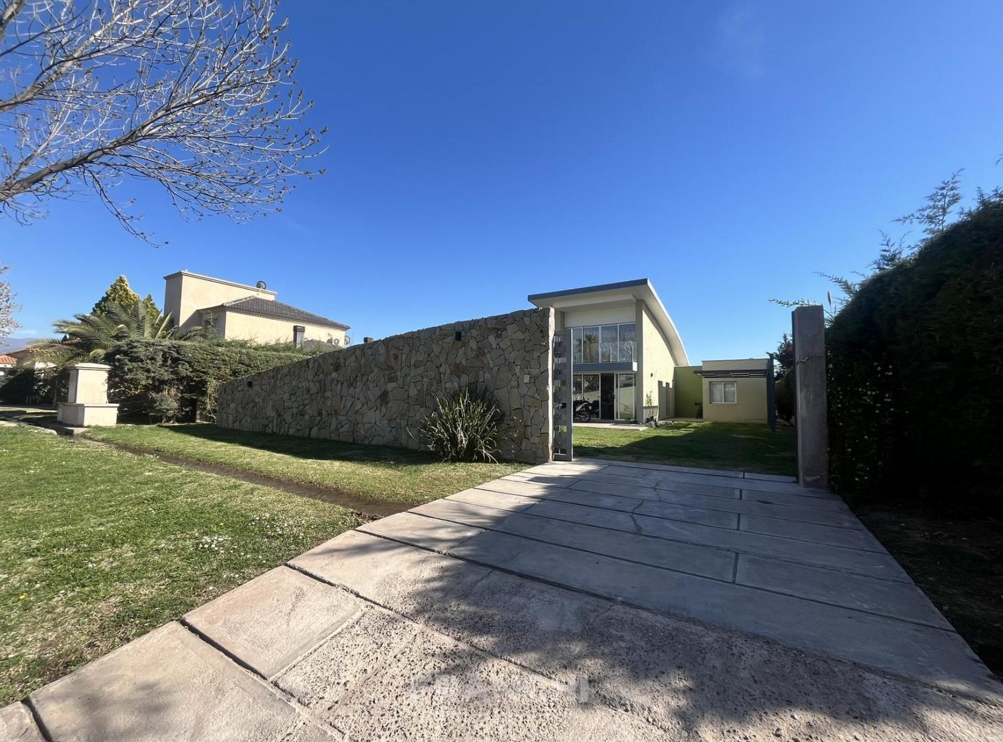 Foto de Casa en venta Barrio Las Candelas II, imagen 1