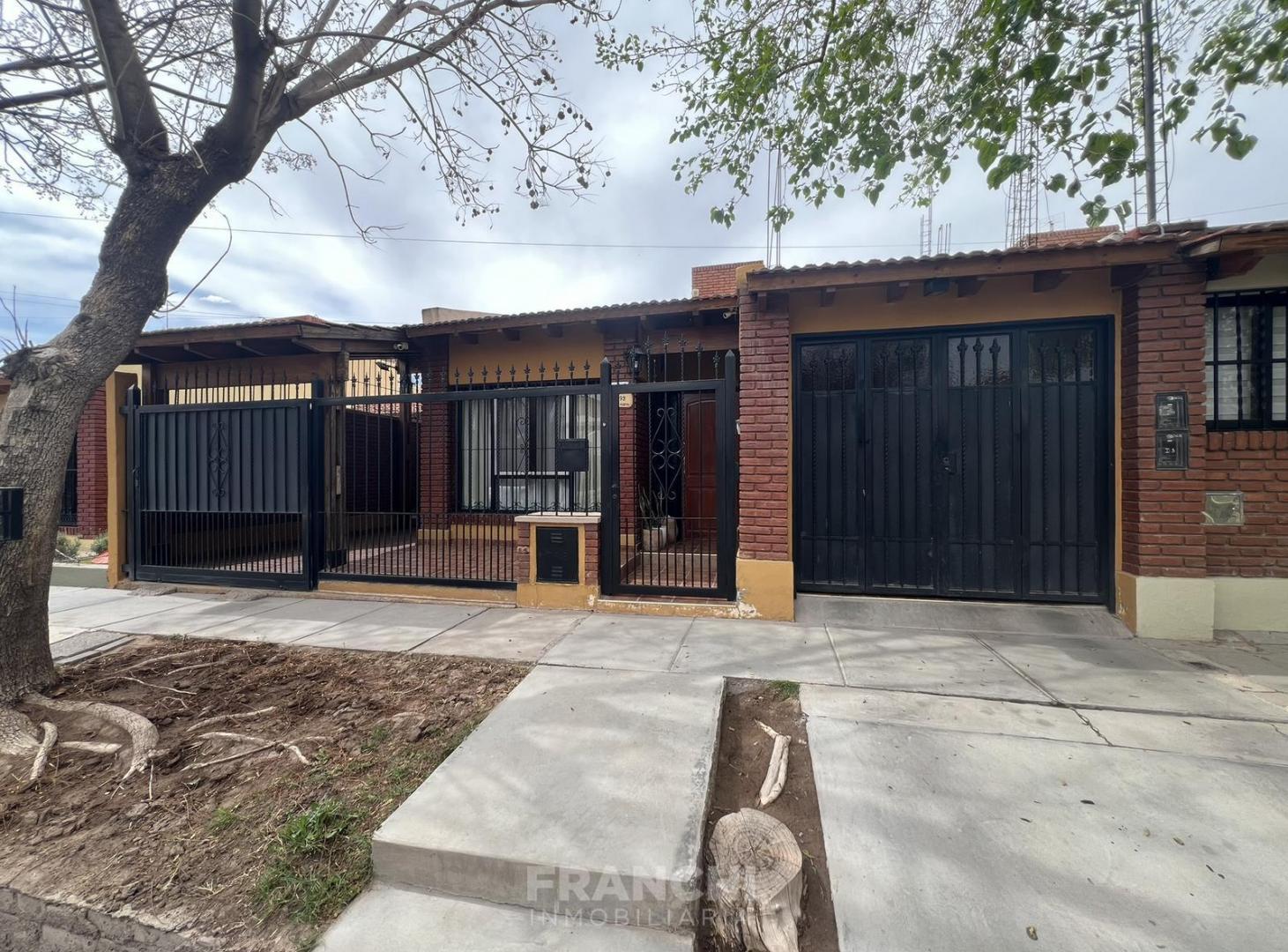 Foto de Casa en venta en Barrio 21 de Julio, imagen 1