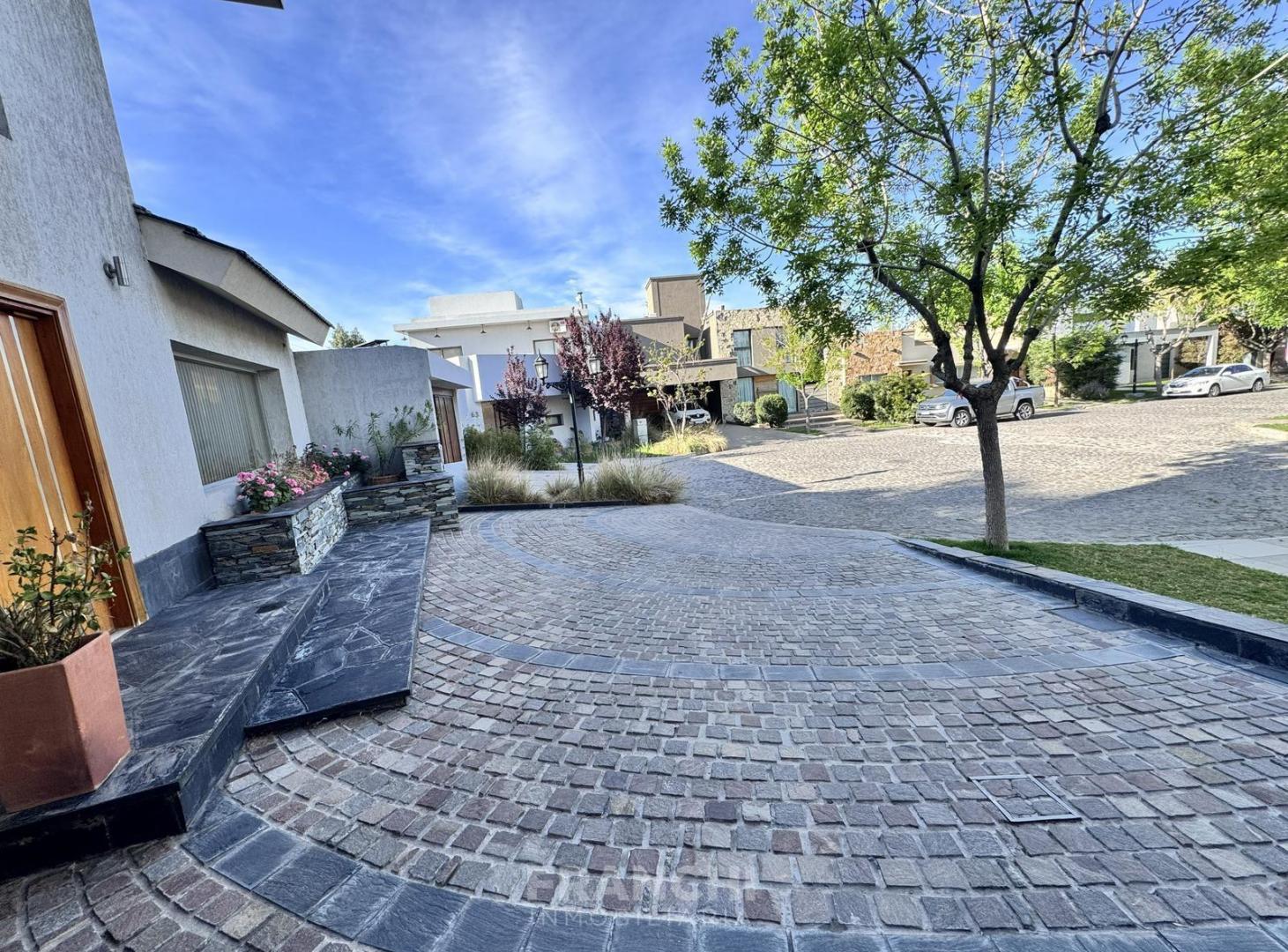 Foto de Casa en Villa Nueva De Guaymallen, imagen 1