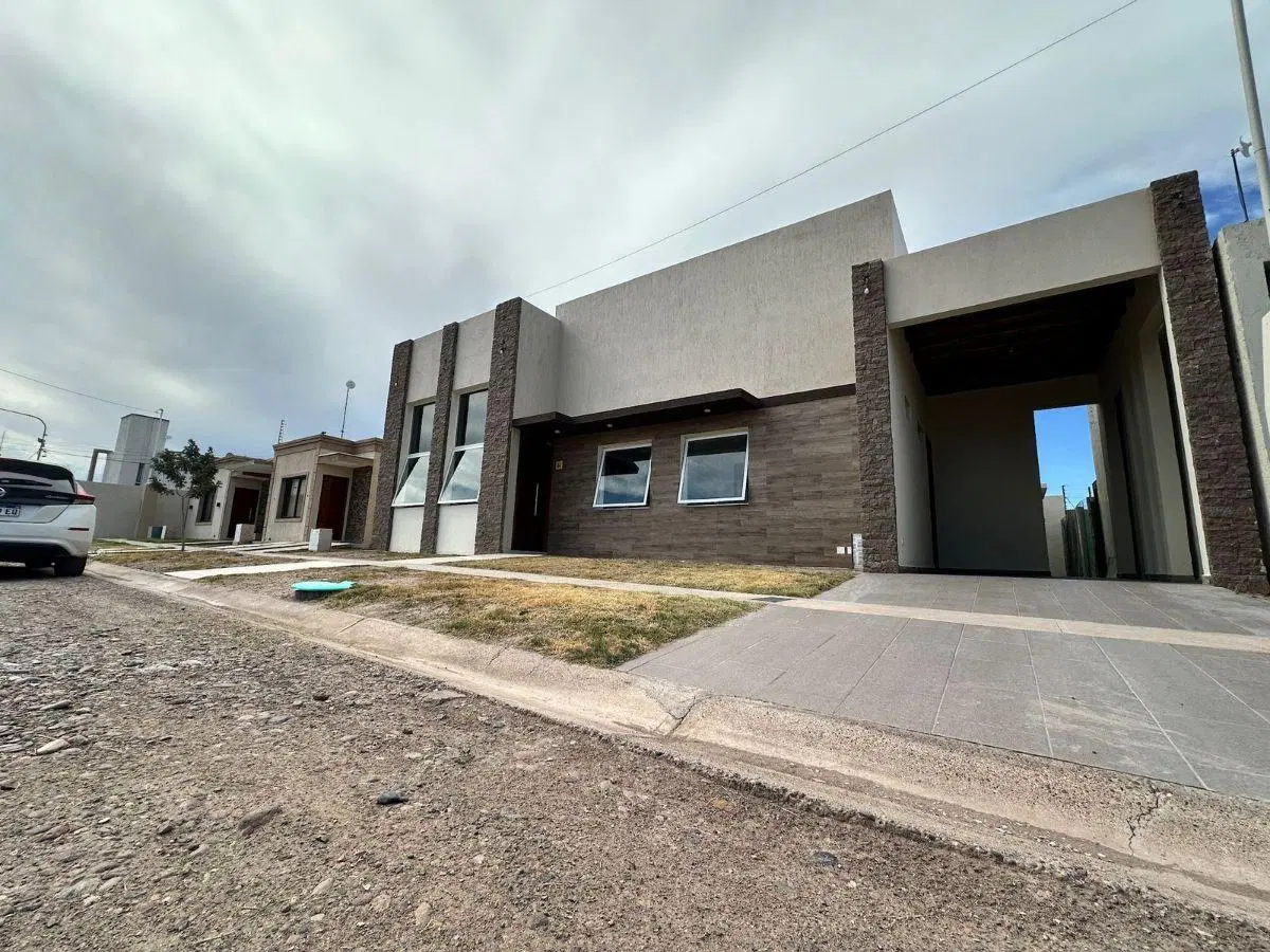 Oportunidad venta casa Pinar del sol 5 2
