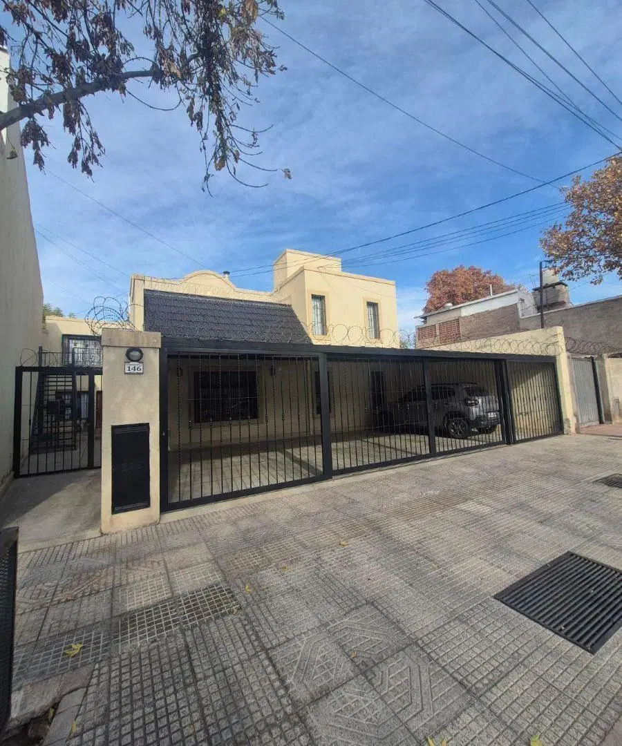 BOBAL SUR ADYACENTE HOSPITAL ESPAÑOL 4