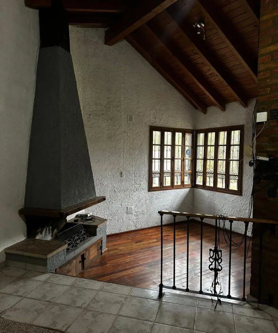 Casa de 1200 m² con 3 dormitorios en venta en Vistalba 1