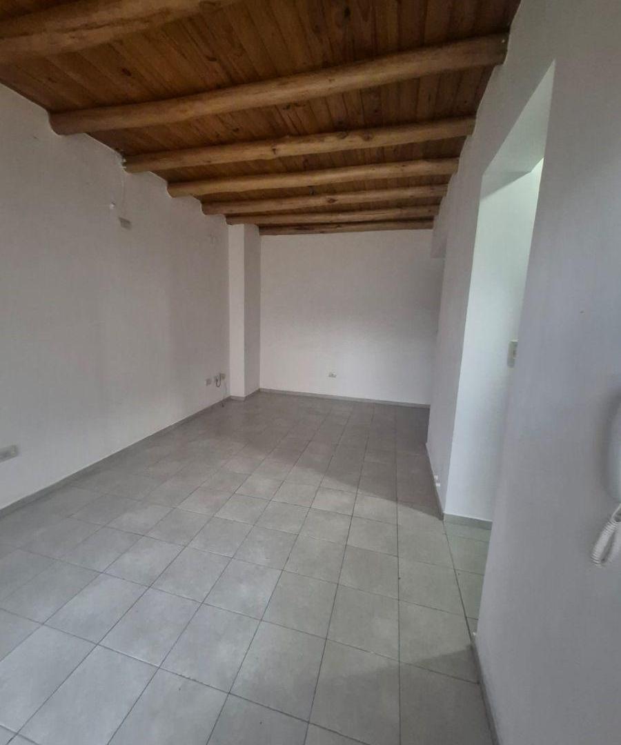 Foto de AZCUENAGA NORTE ADYACENTE SHOPPING - 2 DORM. PATIO, COCHERA, COCINA, imagen 4