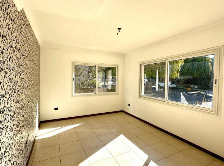BARRIO DALVIAN - CASA EN ALQUILER 3