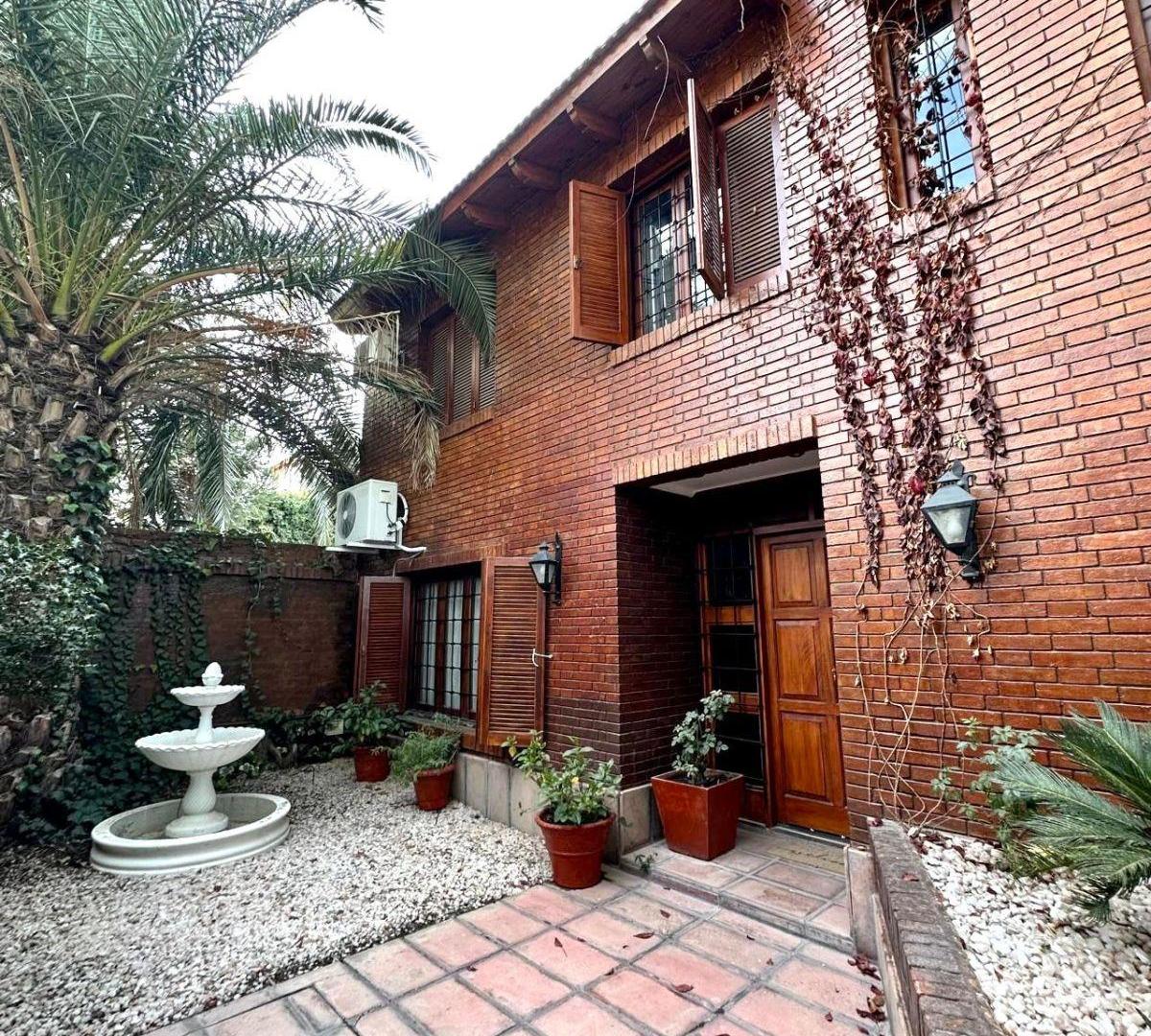 VISTALBA - CASA EN VENTA