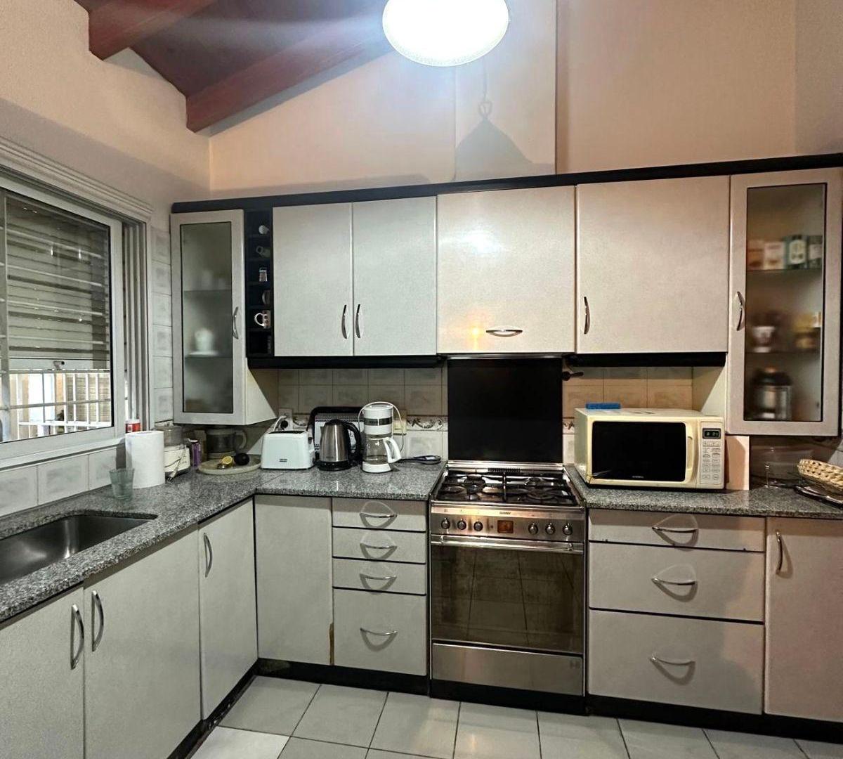 Foto de CASA APTA PARA OFICINA EN ALQUILER- 5ta SECCIÓN, imagen 4