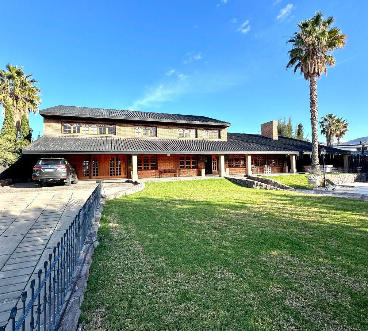 CASA EN VENTA EN DALVIAN