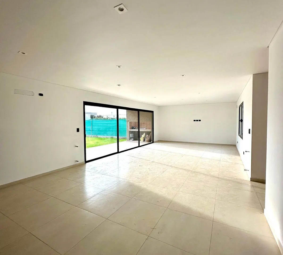 CASA EN VENTA EN LAR DE BOEDO 4