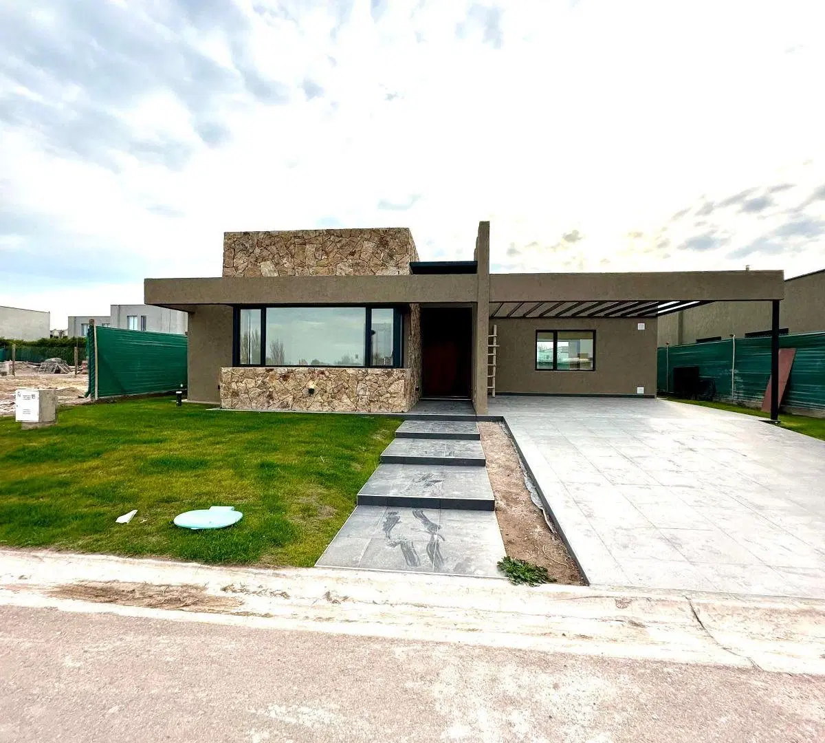 CASA EN VENTA EN LAR DE BOEDO 2