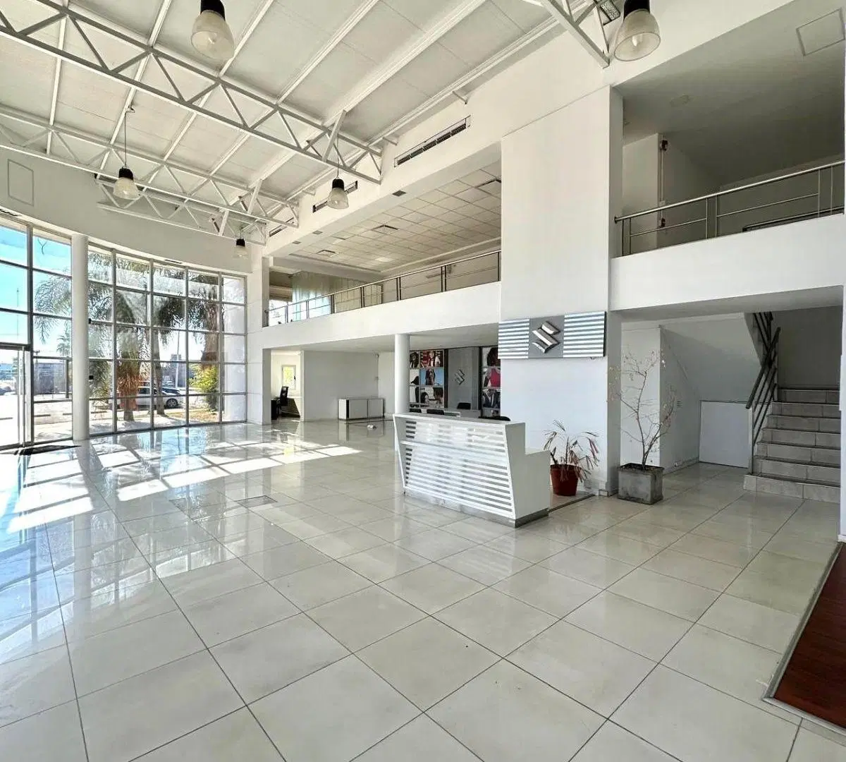 ALQUILER OFICINA COMERCIAL- ZONA INDUSTRIAL RODRIGUEZ PEÑA 5