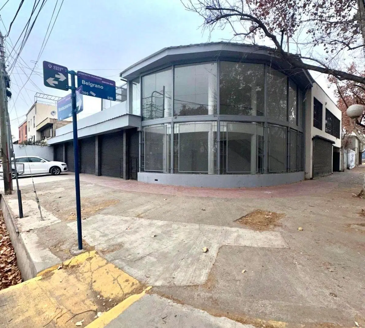 EDIFICIO DE LOCALES COMERCIALES EN VENTA - GODOY CRUZ 5