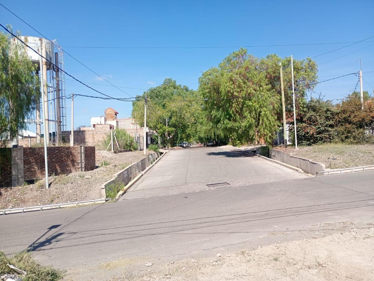 Lote en Venta Notti Esquina Miyara Capital, Mendoza 3