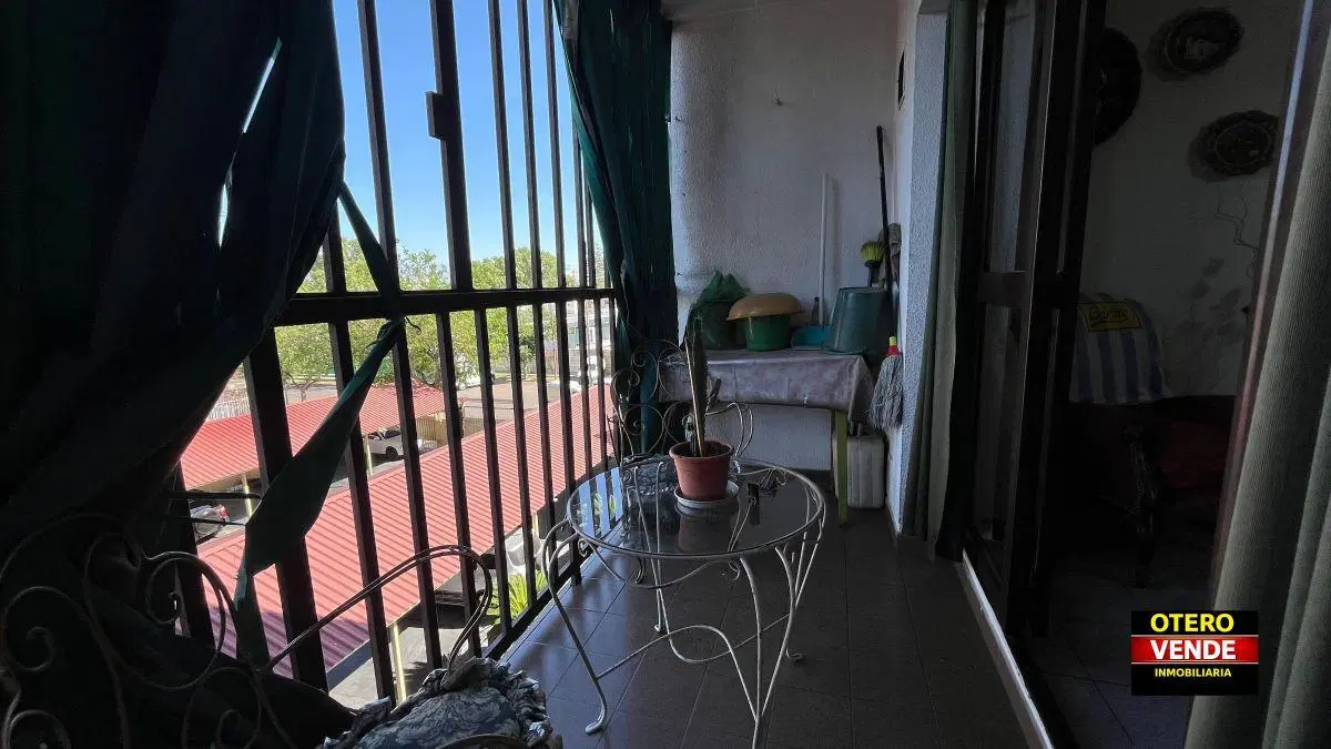 Inmobiliaria OTERO, presenta hermoso departamento en alquiler. 3
