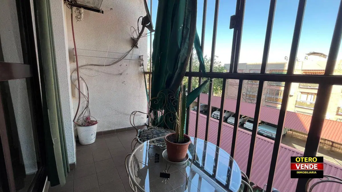 Inmobiliaria OTERO, presenta hermoso departamento en alquiler. 2