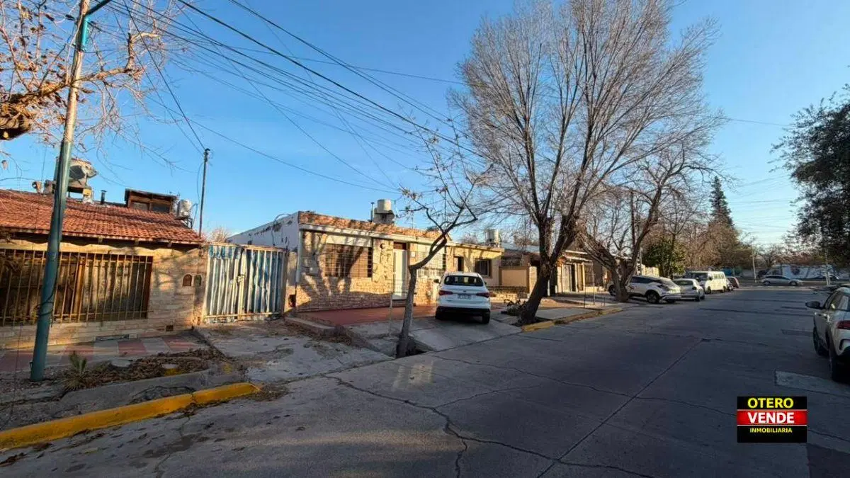 Terreno en Venta con Potencial de Desarrollo en Godoy Cruz 4