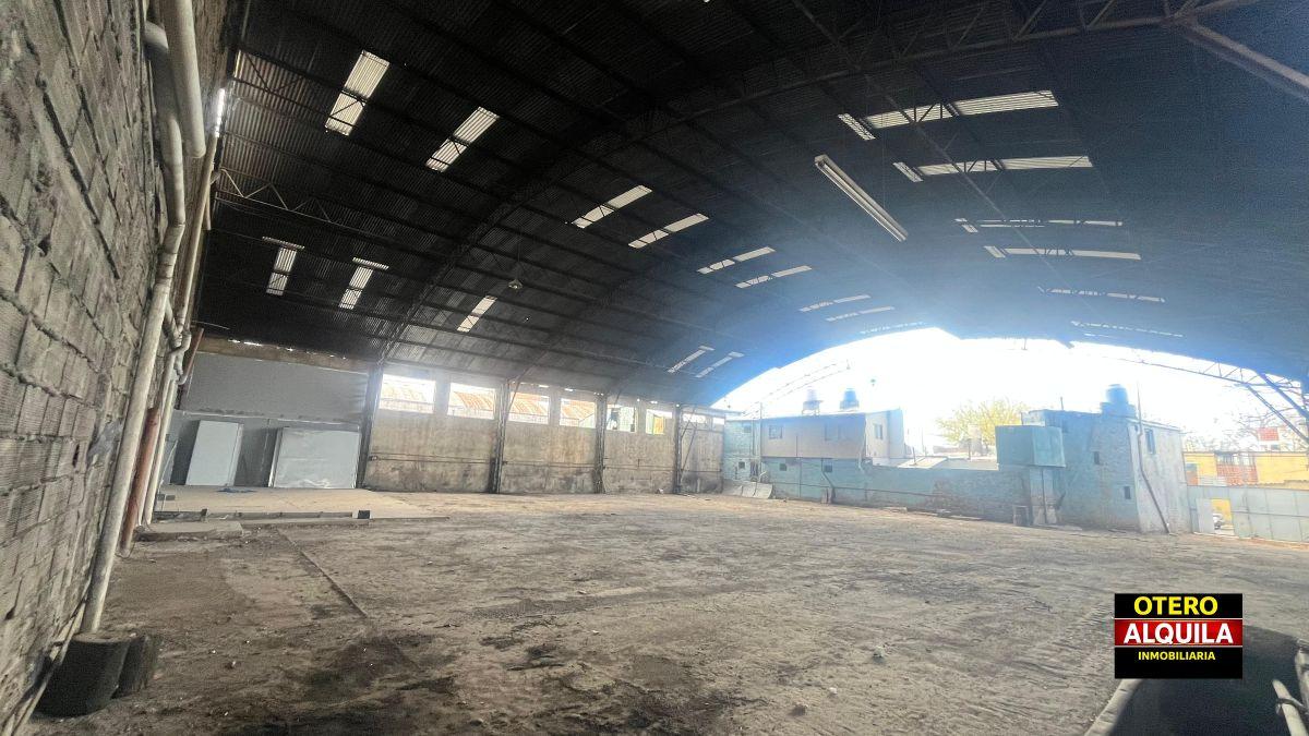 Foto de INMOBILIARIA OTERO ofrece en ALQUILER GRAN GALPÓN PARABÓLICO en SAN, imagen 2