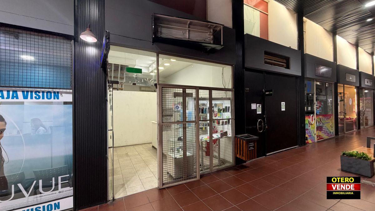 Foto de ATENCIÓN INVERSORES | SALÓN COMERCIAL EN VENTA, imagen 2