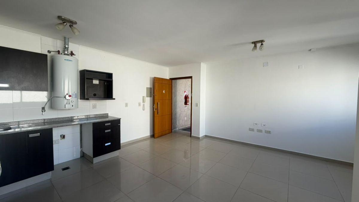 Foto de INMOBILIARIA OTERO OFRECE EN ALQUILER | MODERNO DEPARTAMENTO CON BALCÓN, imagen 4
