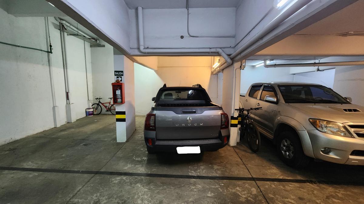 Departamento en Venta de Categoría en Zona Bombal Sur 2