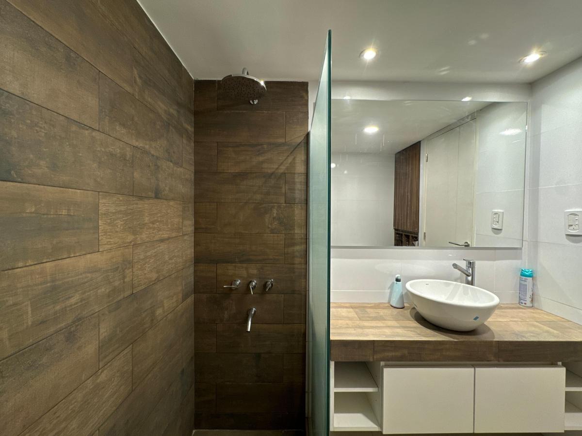 2 Hab/1 Baño/balcon/dorrego 5