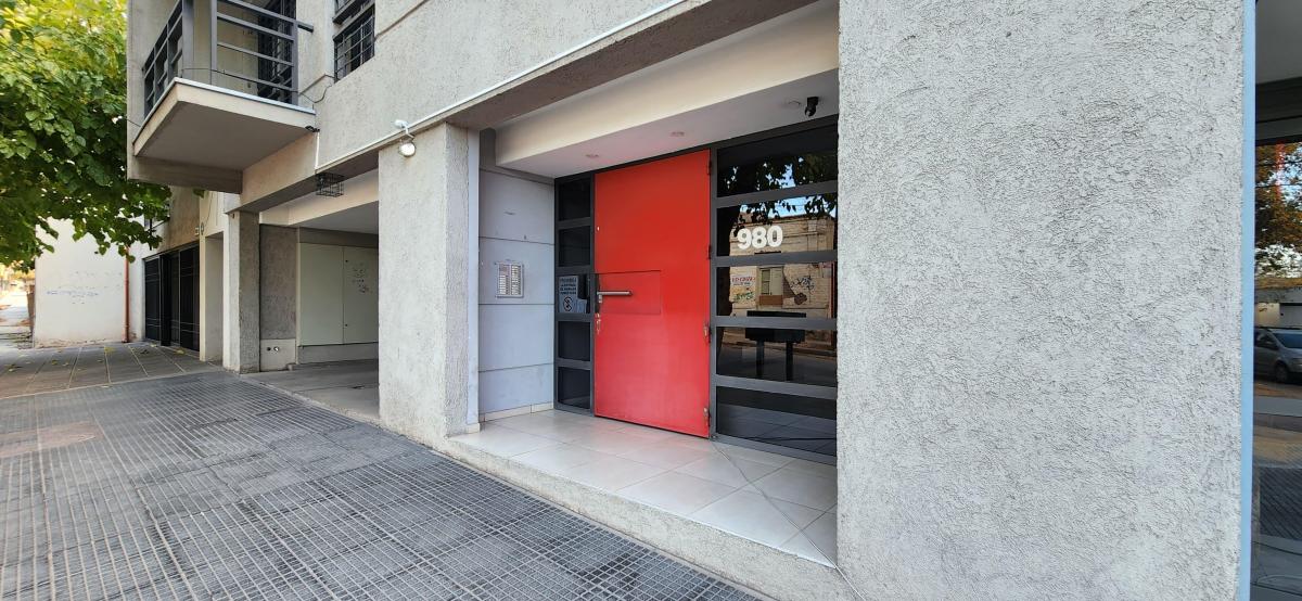 1 Hab - Ante Baño /baño - Terraza - Bombal 4