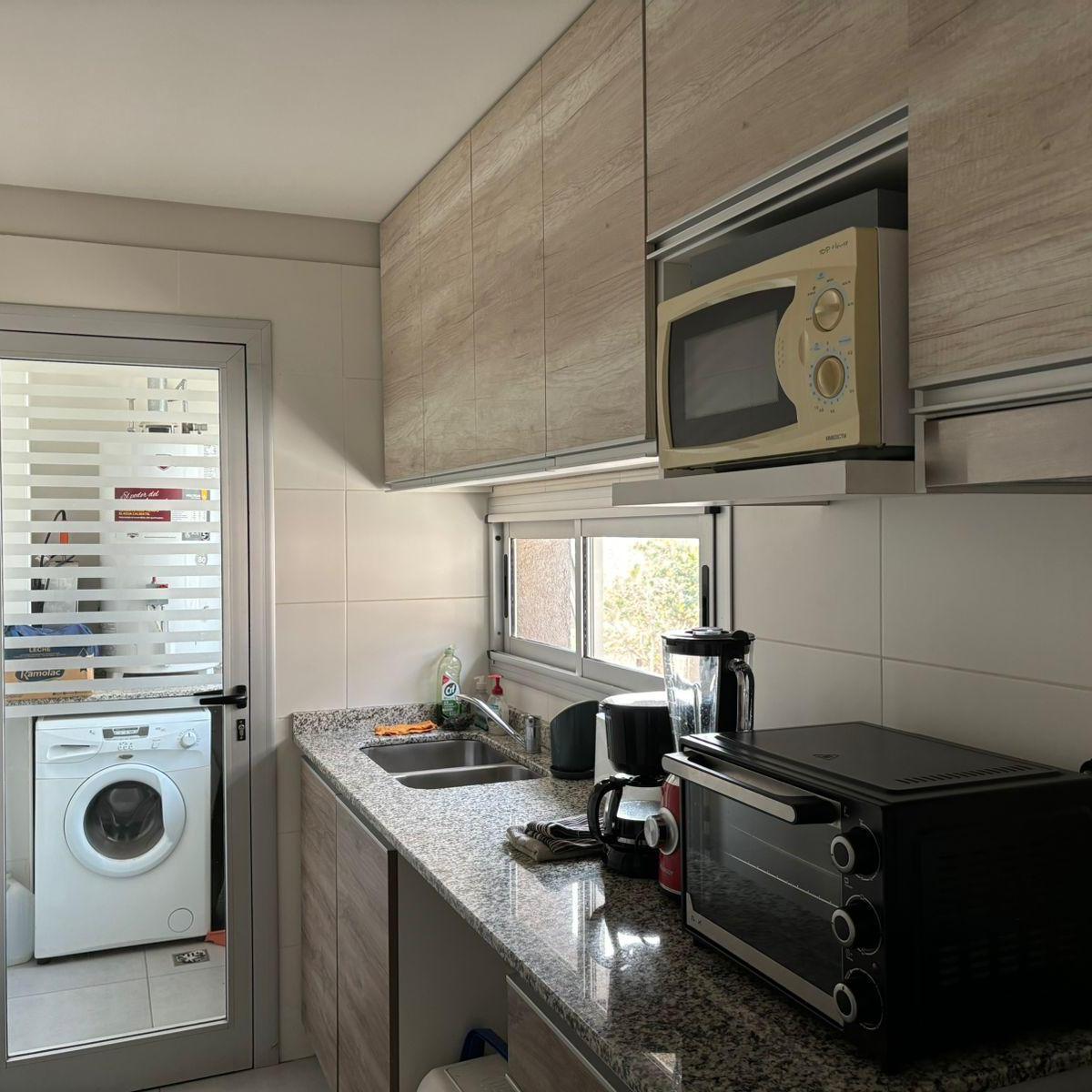 2 Hab/1 Baño/cochera 1