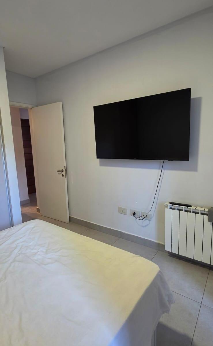 1 Hab/baño/balcon/c. Central/cochera 5