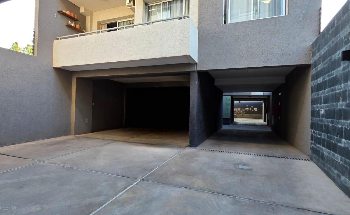 1 Hab/baño/balcon/c. Central/cochera 1
