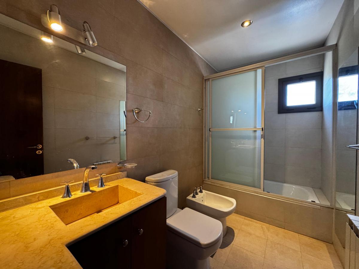 3 Hab/3 Baños/piscina/triple Cochera 3