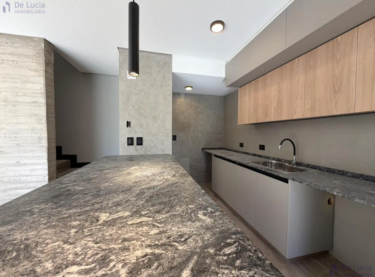 BARRIO PRIVADO/3 HAB/3 BAÑOS 3