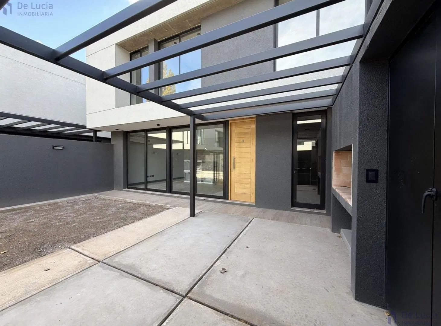 BARRIO PRIVADO/3 HAB/3 BAÑOS 2