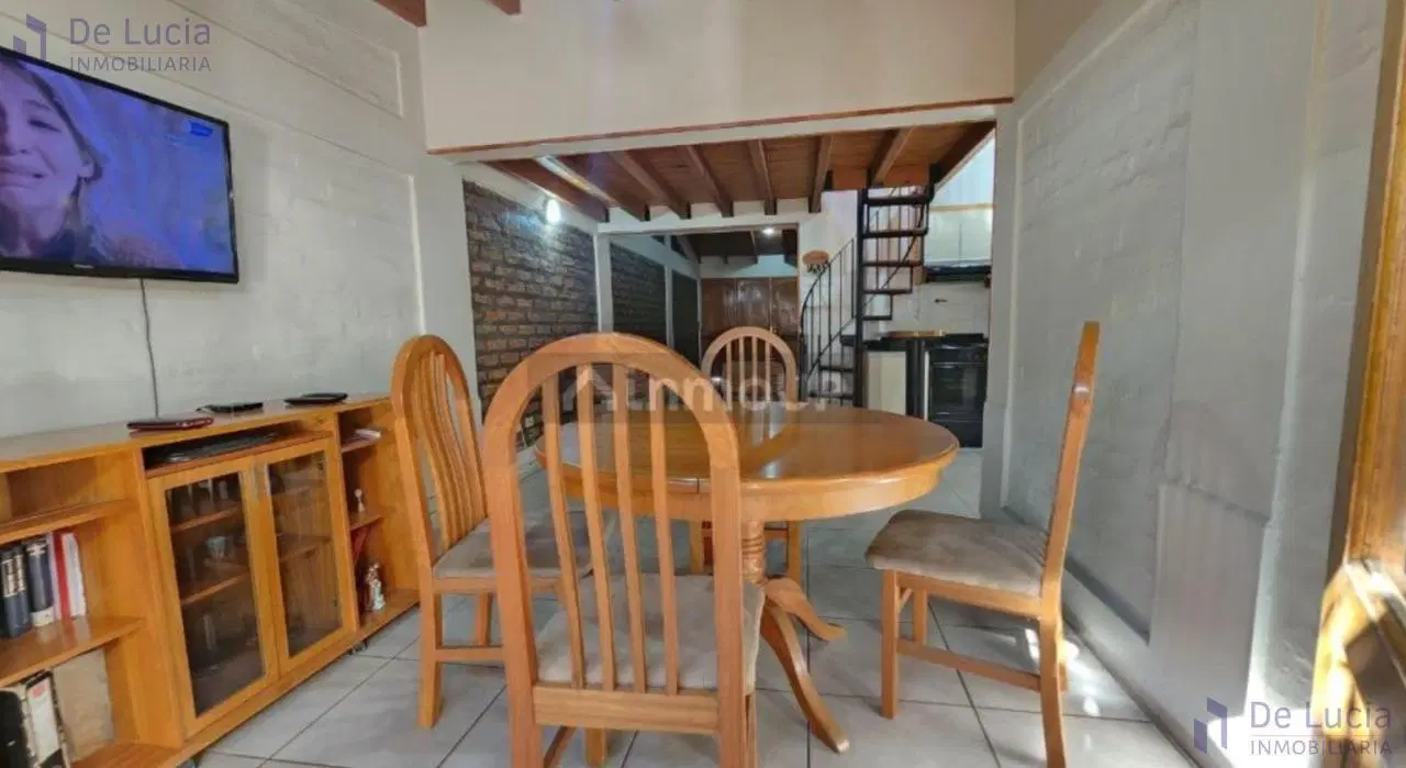 Casa en Alquiler a metros de Boulevard Dorrego 5