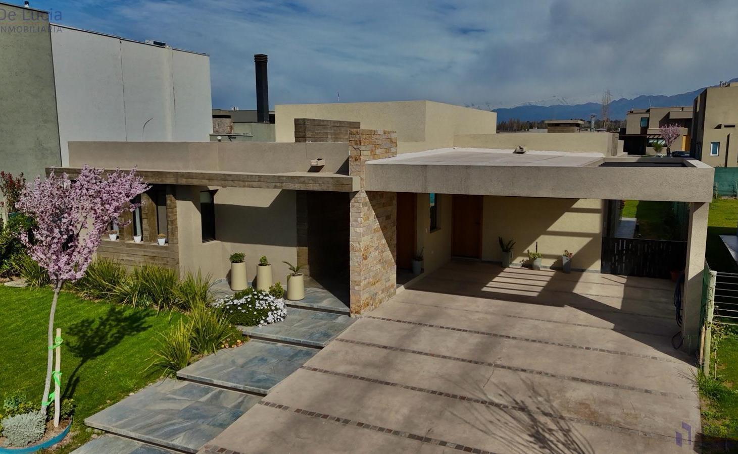 Foto de Casa en venta en barrio rincon viamonte,Lujan de cuyo, imagen 1