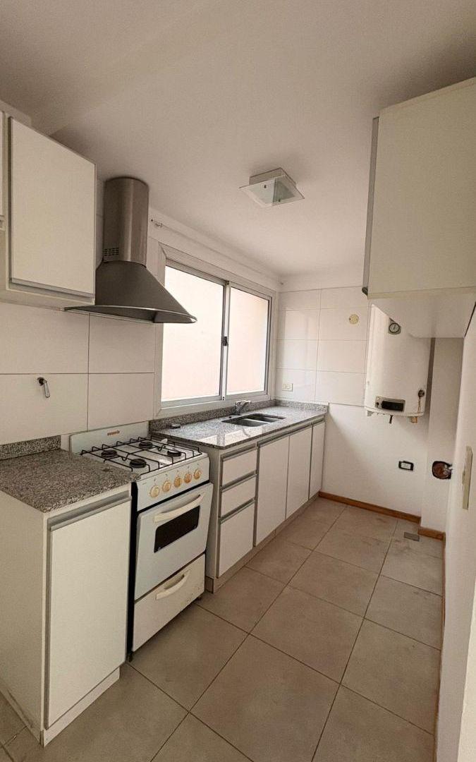 Foto de Adyacente Club Aleman Duplex en Alquiler, imagen 3