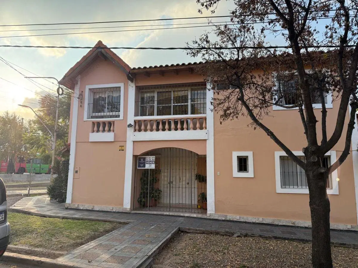 SEXTA SECCIÓN CASA EN VENTA 8