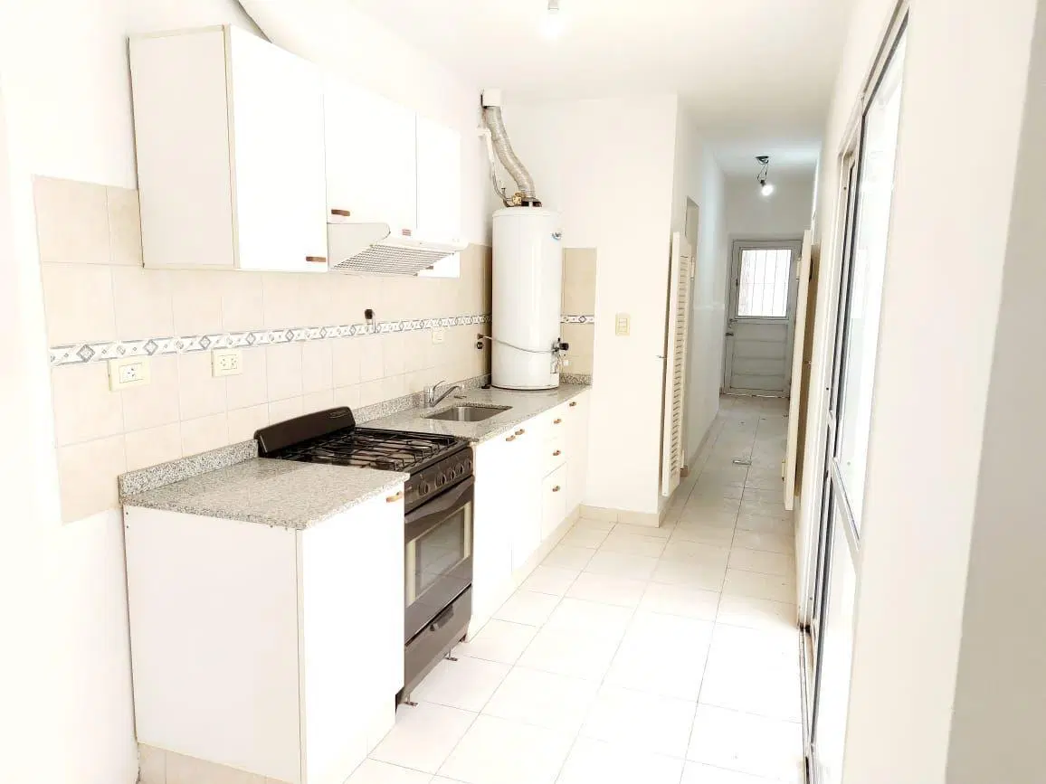 Departamento en Alquiler Gral. Gutiérrez, Maipú 3