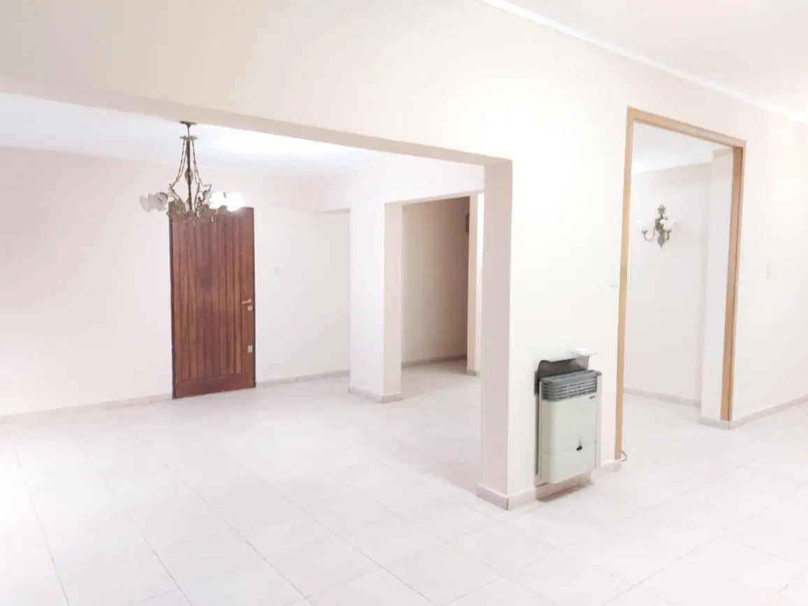 Casa en Alquiler calle Ameghino, Gral. Gutiérrez 4