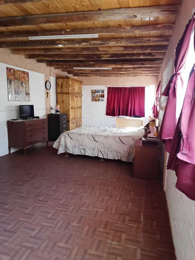 Casa en Venta calle 25 de Mayo Oeste, Maipú 2
